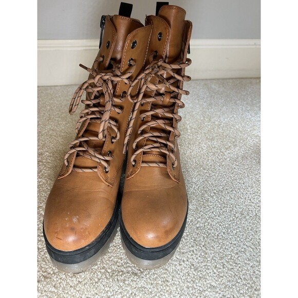 MIA Women's Tan Combat Boots Size 8.5 - Picture 2 of 6